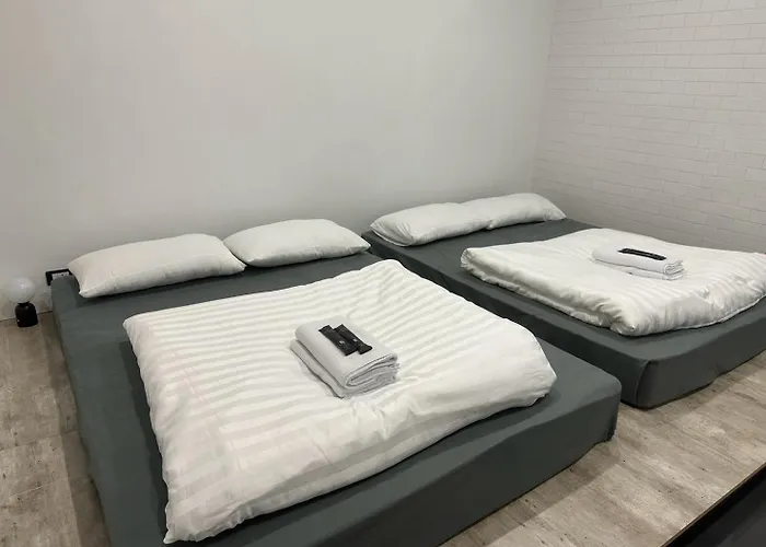 9 Mins To Bts 2 Beds Private And Shower אכסניה *